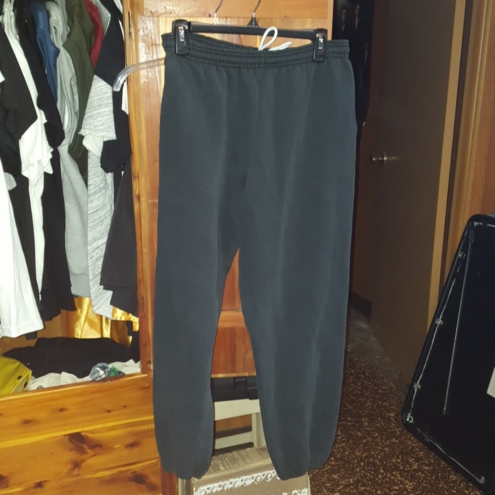 Black sweatpants.